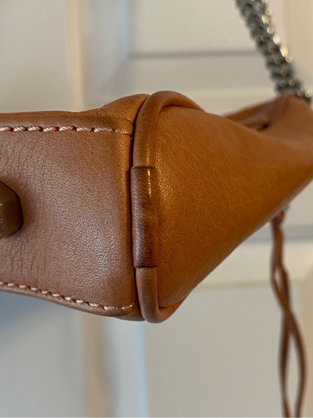 Rebecca Minkoff Tan Leather Shoulder Bag with Chain Strap - Picture 4 of 12